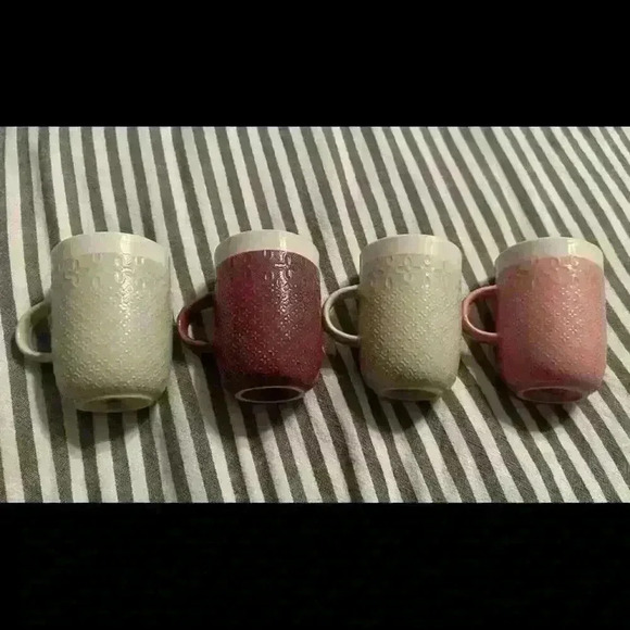 Lot of 4 Simply Home  Shabby Chic Coffee Stoneware Mugs Cups - Picture 1 of 5